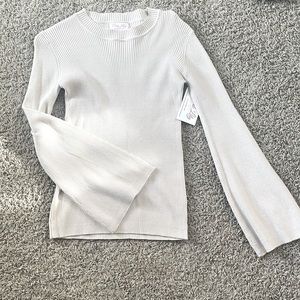 Lightly salmon pink long sleeved top